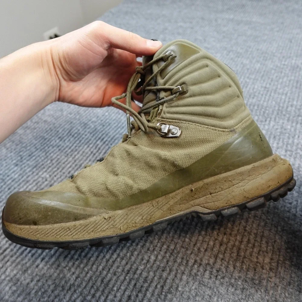 Arcteryx Aerios AR Boots Mens Size 8.5 Green Gore-Tex Vibram Waterproof Hiking